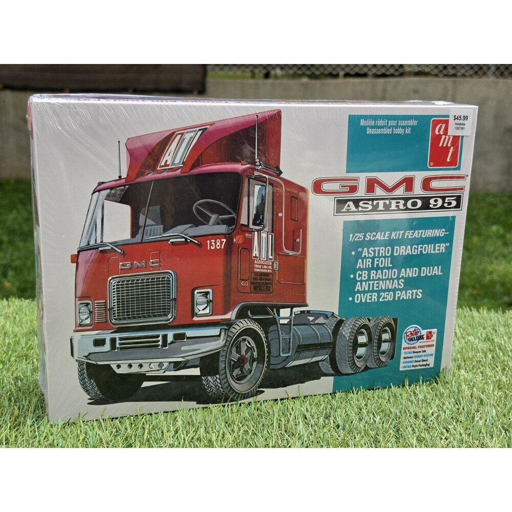AMT GMC Astro 95 Model Kit 1:25 #1140/06 New Sealed Retro Deluxe
